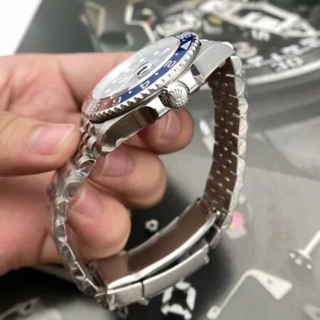 Superclone Rolex GMT-Master II 126710BLRO “Pepsi” Jubilee